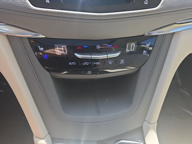 Certified 2023 Cadillac XT5 Premium Luxury AWD/4WD image 25