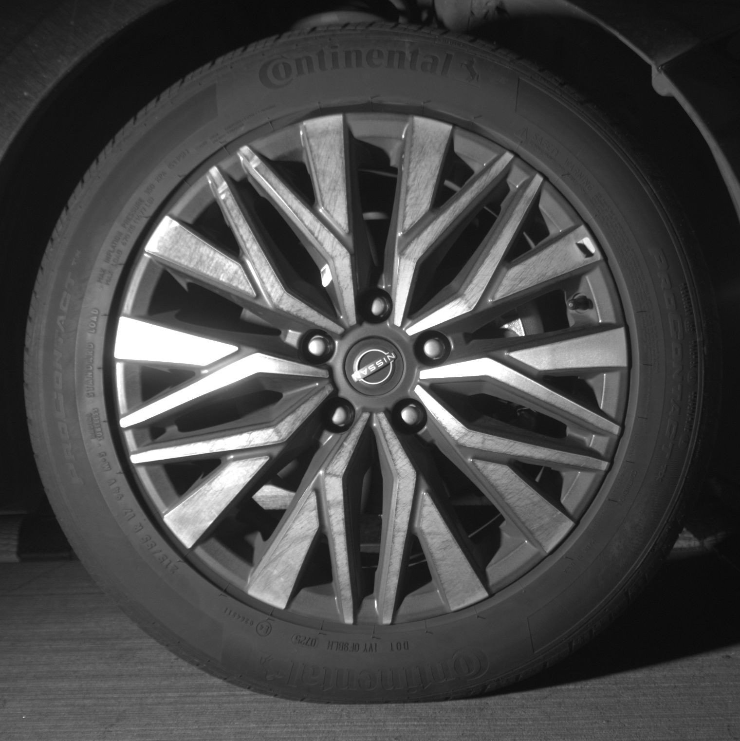 Used 2025 Nissan Altima 2.5 SV FWD image 13