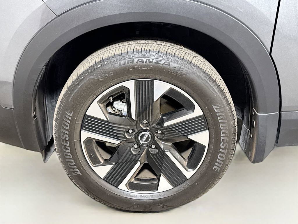 Used 2025 Nissan Kicks SR image 27