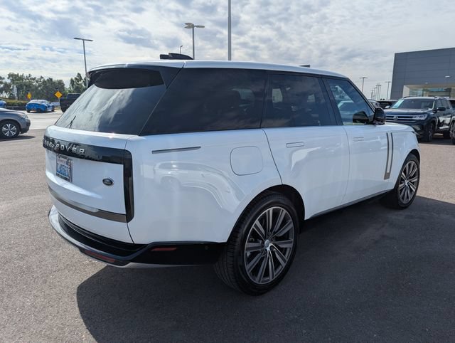 Used 2023 Land Rover Range Rover SE AWD/4WD image 6