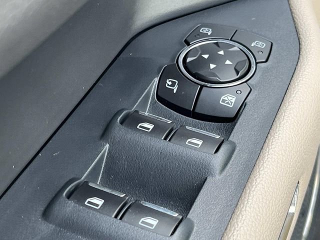 Used 2022 Ford Expedition XLT image 31