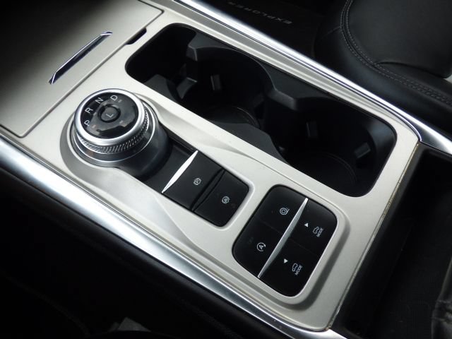 Used 2024 Ford Explorer XLT w/ Equipment Group 202A RWD image 29