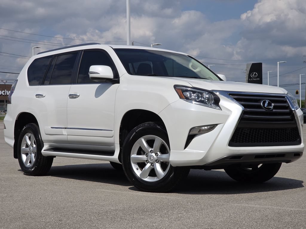 Used 2017 Lexus GX 460 AWD/4WD image 2