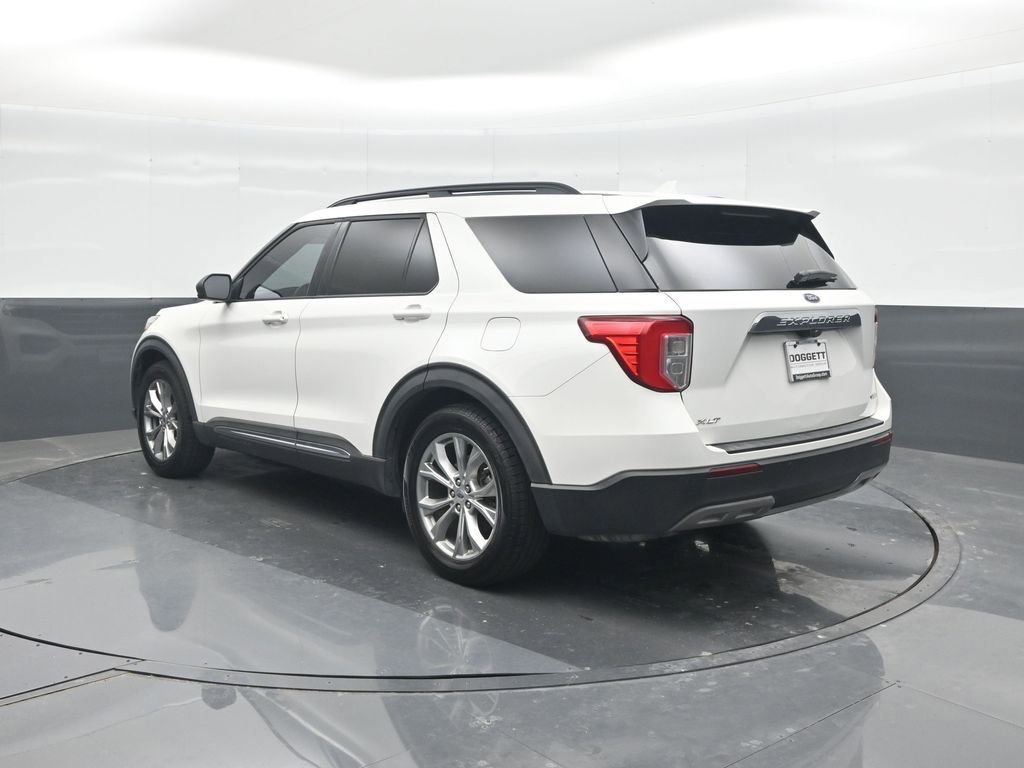 Used 2020 Ford Explorer XLT w/ Equipment Group 202A RWD image 22
