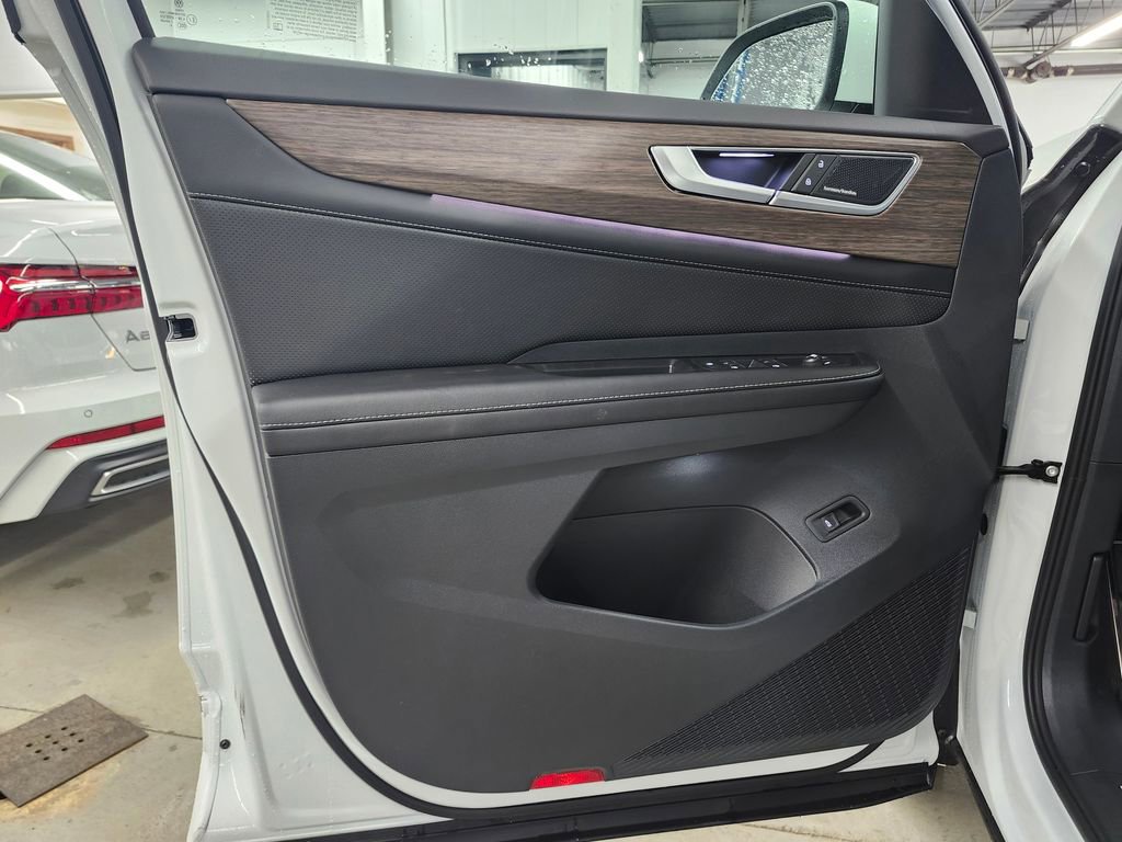 New 2026 Volkswagen Atlas SEL Premium R-Line image 9