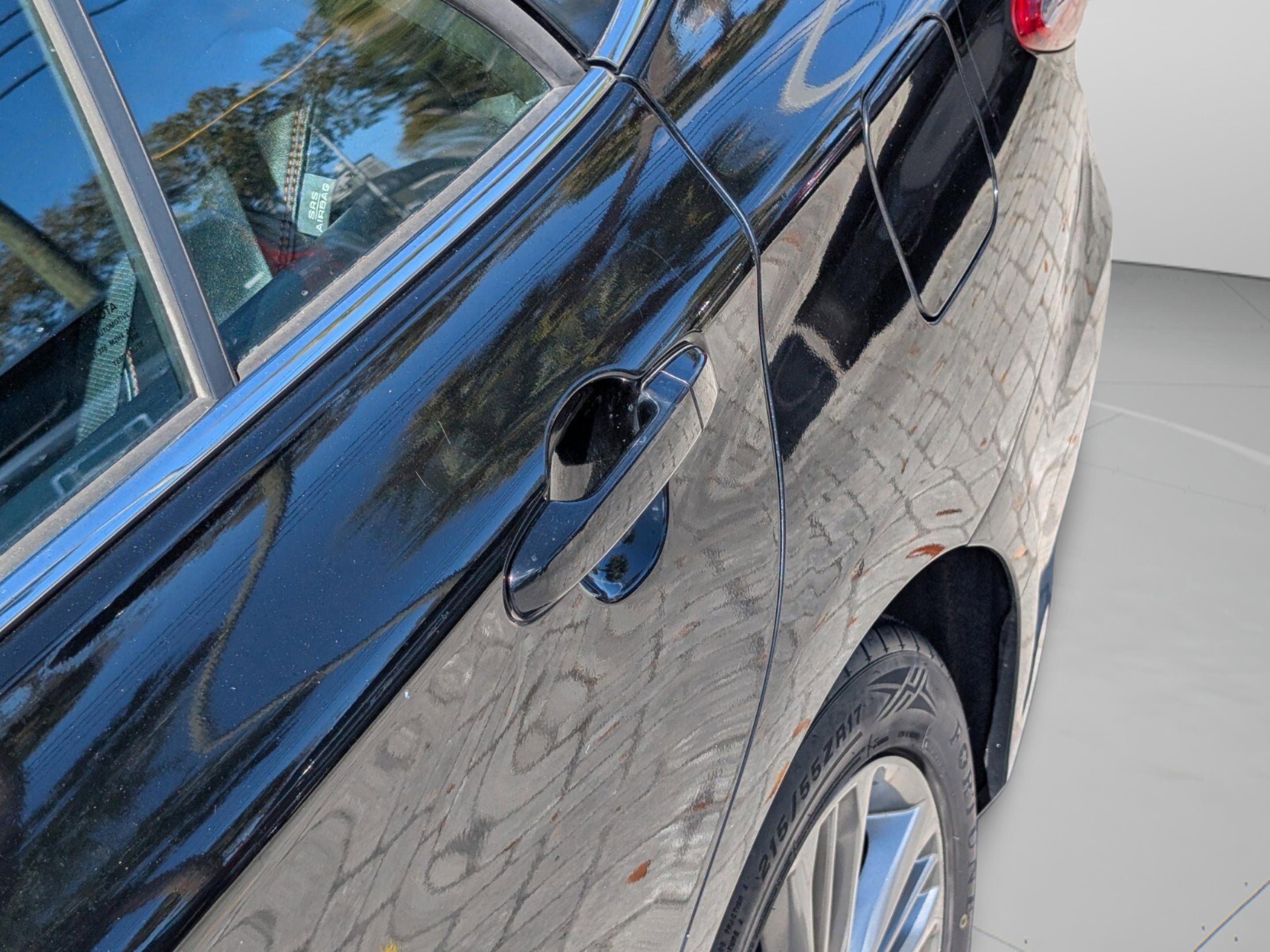 Used 2015 Toyota Camry SE image 16