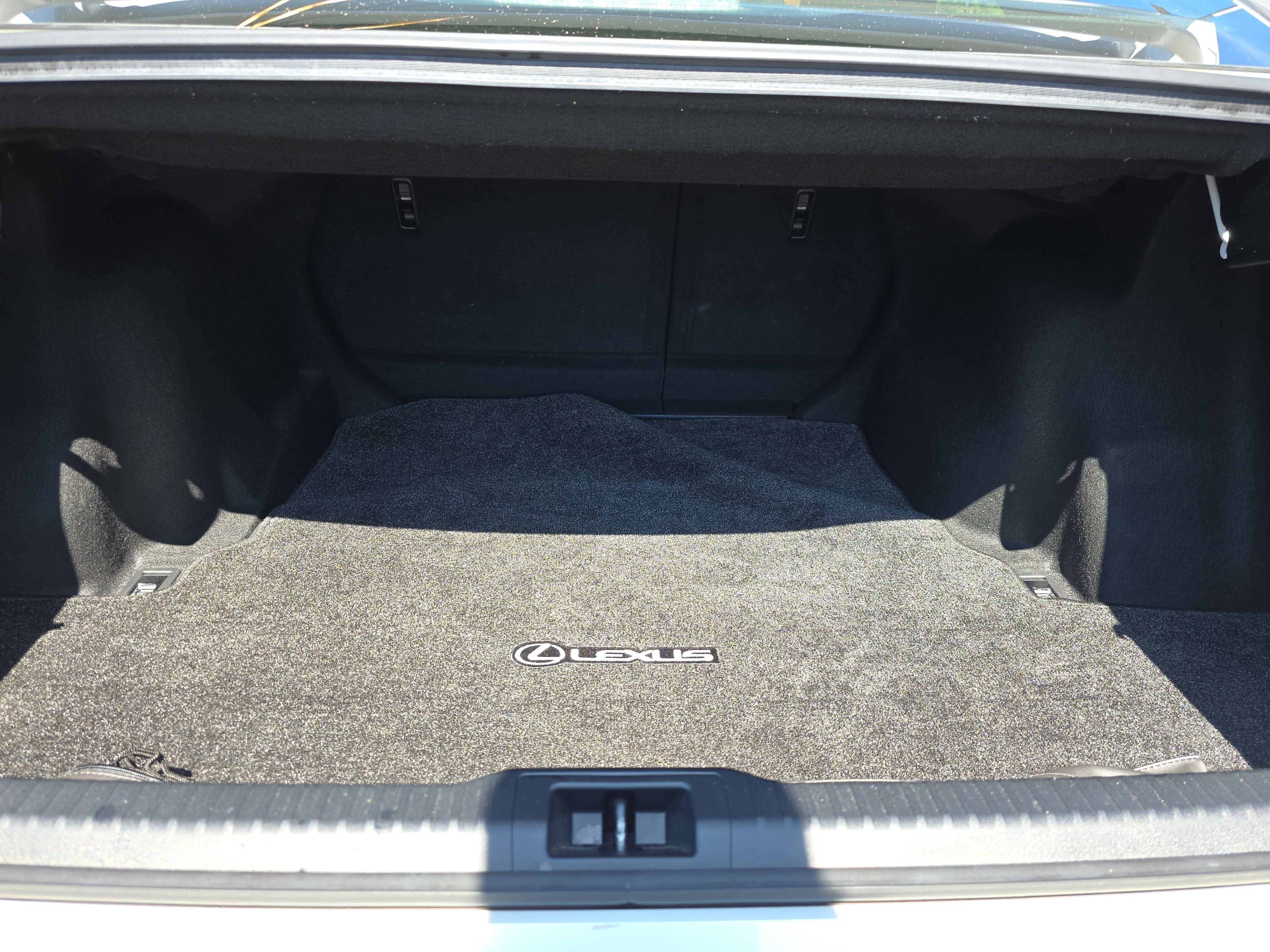Used 2021 Lexus IS 300 w/ Accessory Package RWD image 10