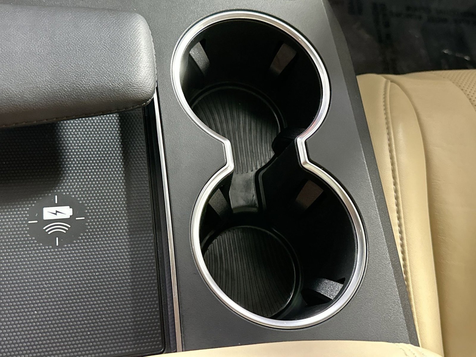 Used 2022 Acura MDX SH-AWD w/ Technology Package image 30