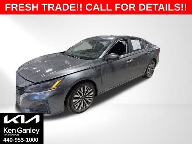 Used 2024 Nissan Altima 2.5 SV