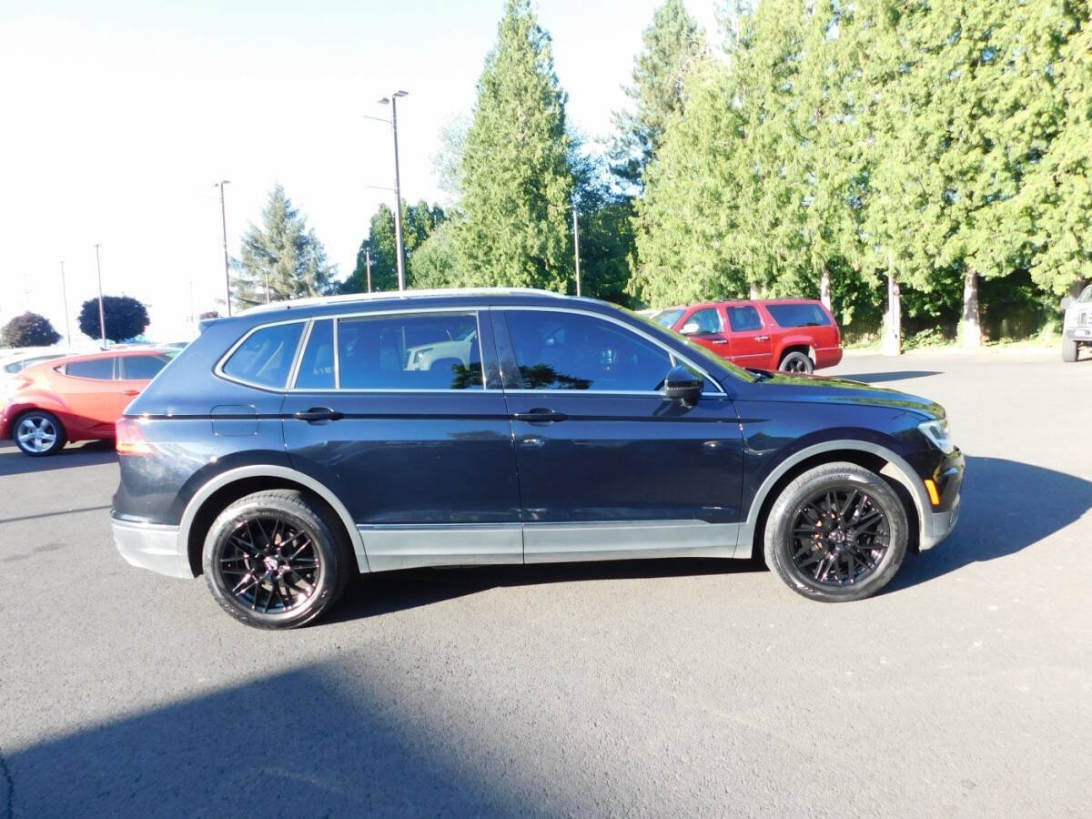Used 2019 Volkswagen Tiguan SEL w/ 3rd Row Seat Package AWD/4WD image 20