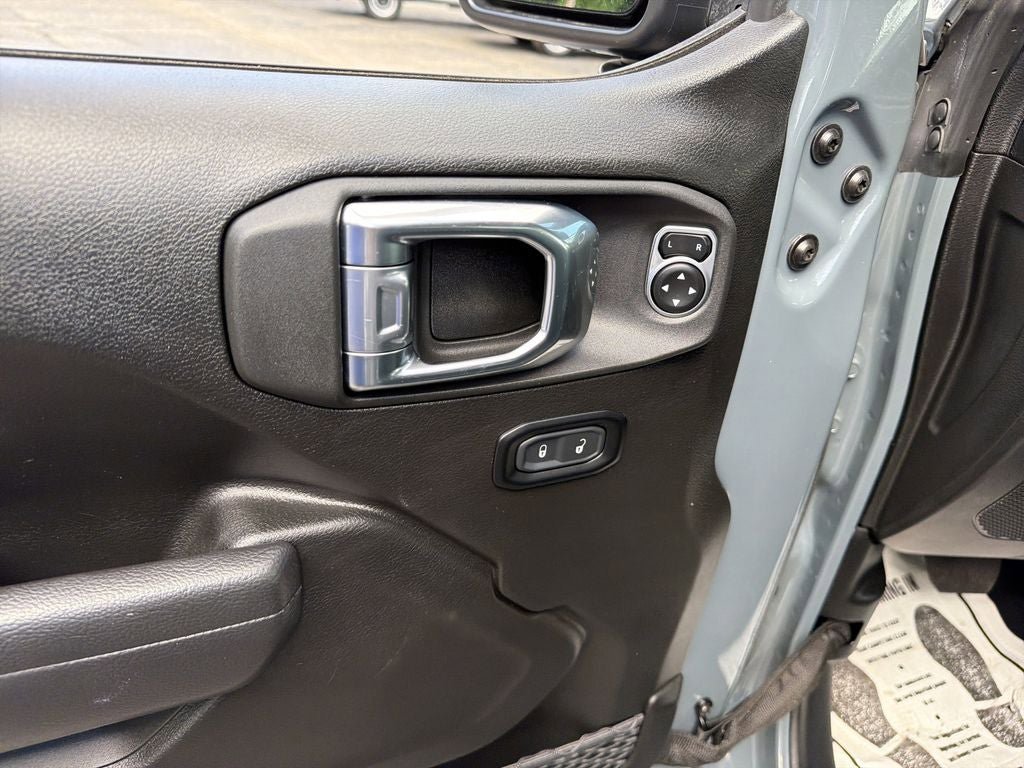 Used 2025 Jeep Wrangler Unlimited Sport S 4xe AWD/4WD image 15