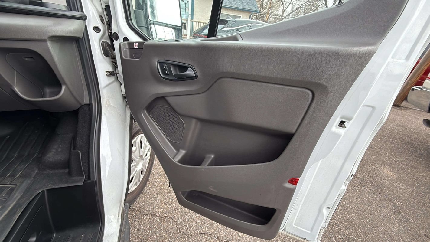 Used 2020 Ford Transit 350 XLT RWD image 18