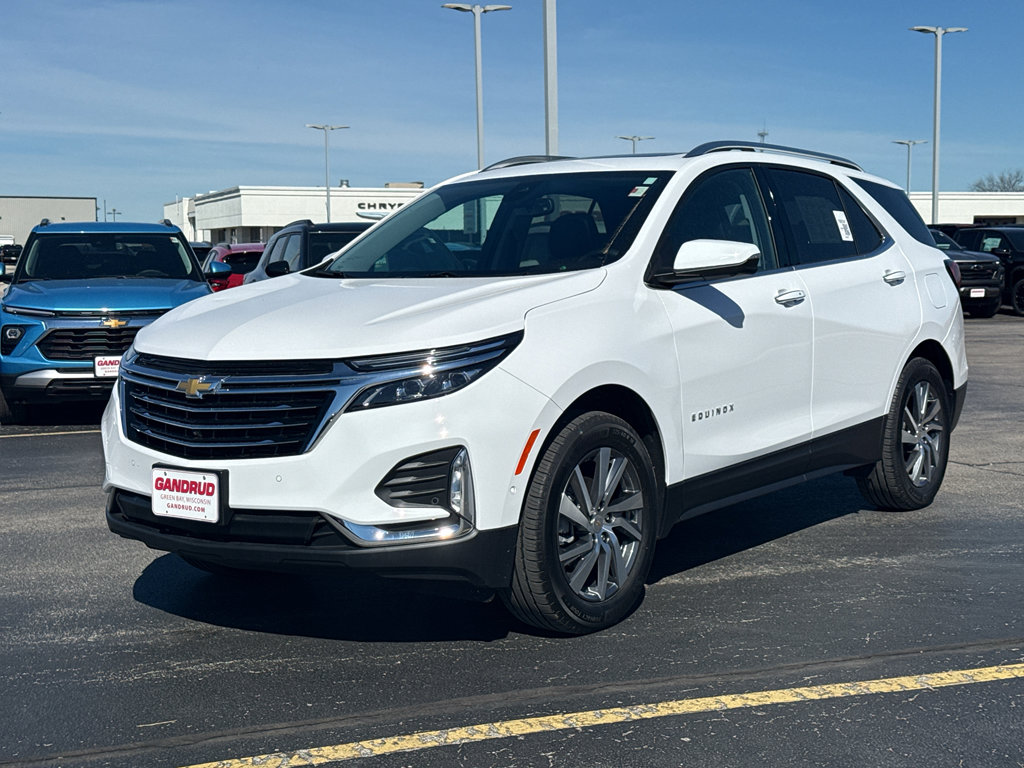 Used 2024 Chevrolet Equinox Premier AWD/4WD image 3
