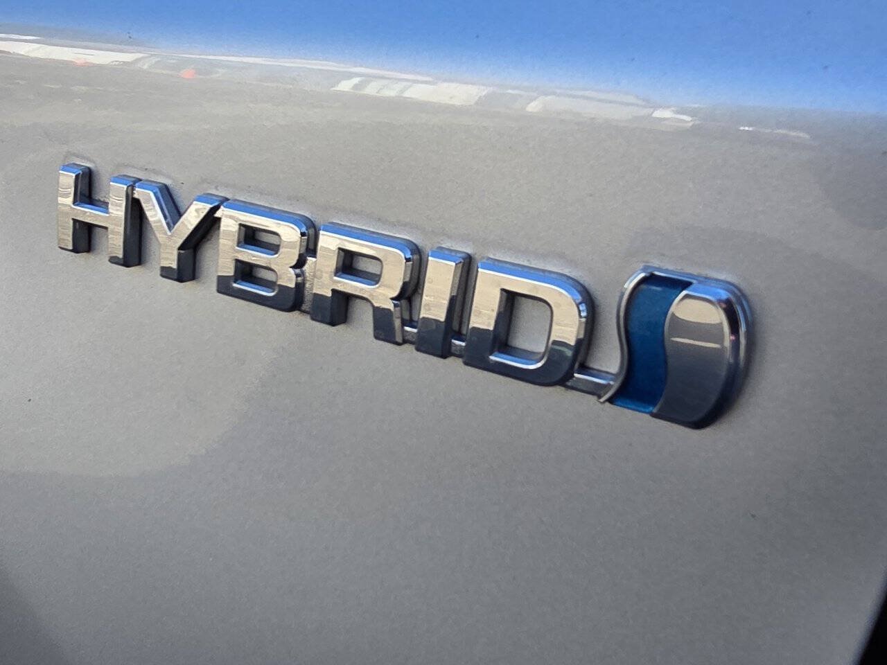 Used 2010 Toyota Prius Four FWD image 26