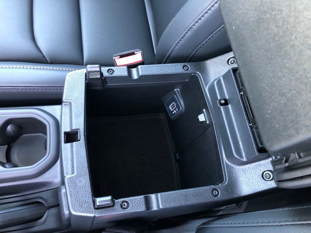 New 2025 Jeep Wrangler Sahara w/ Safety Group image 31