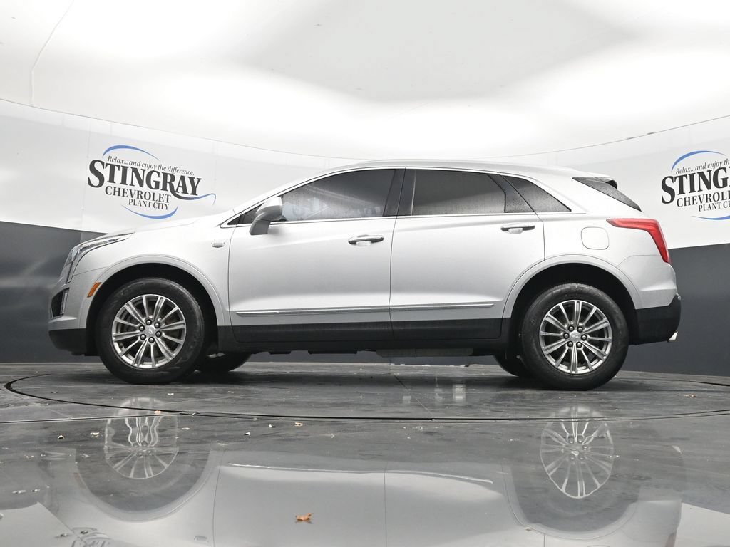 Used 2018 Cadillac XT5 Luxury w/ Driver Awareness Package FWD image 29