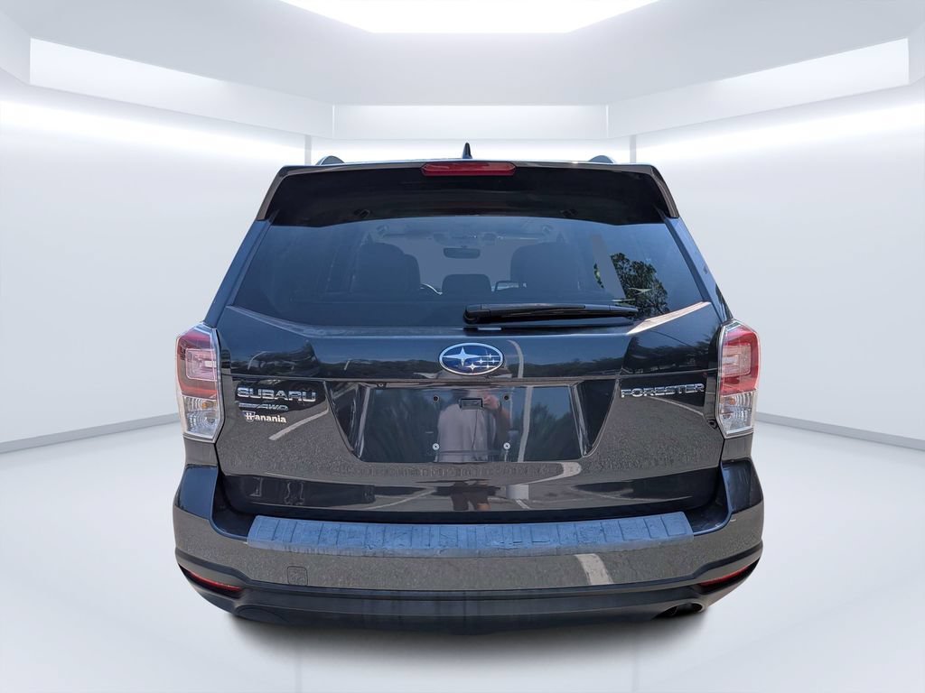 Used 2018 Subaru Forester 2.5i Premium AWD/4WD image 4