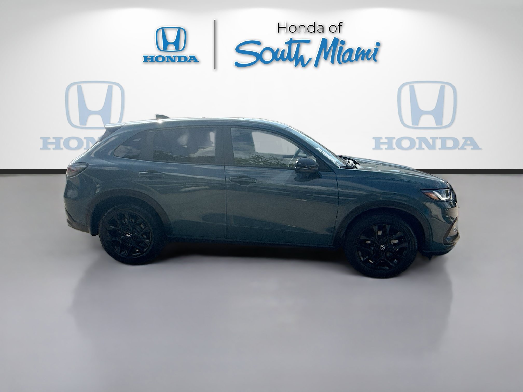Certified 2025 Honda HR-V Sport image 8