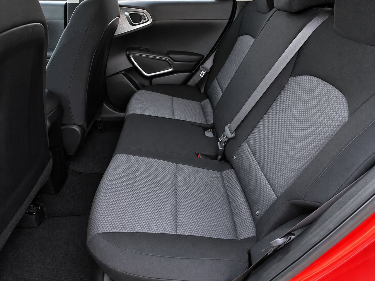 Used 2024 Kia Soul LX w/ Option Group 015 FWD image 30