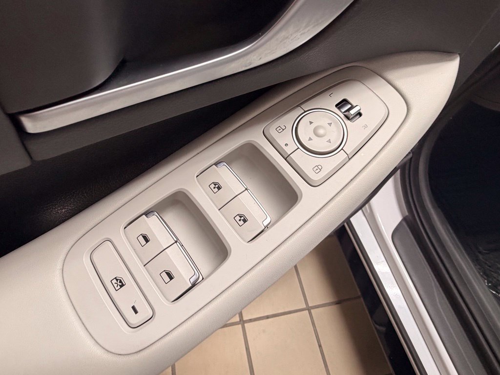 Certified 2026 Hyundai Sonata SEL FWD image 10