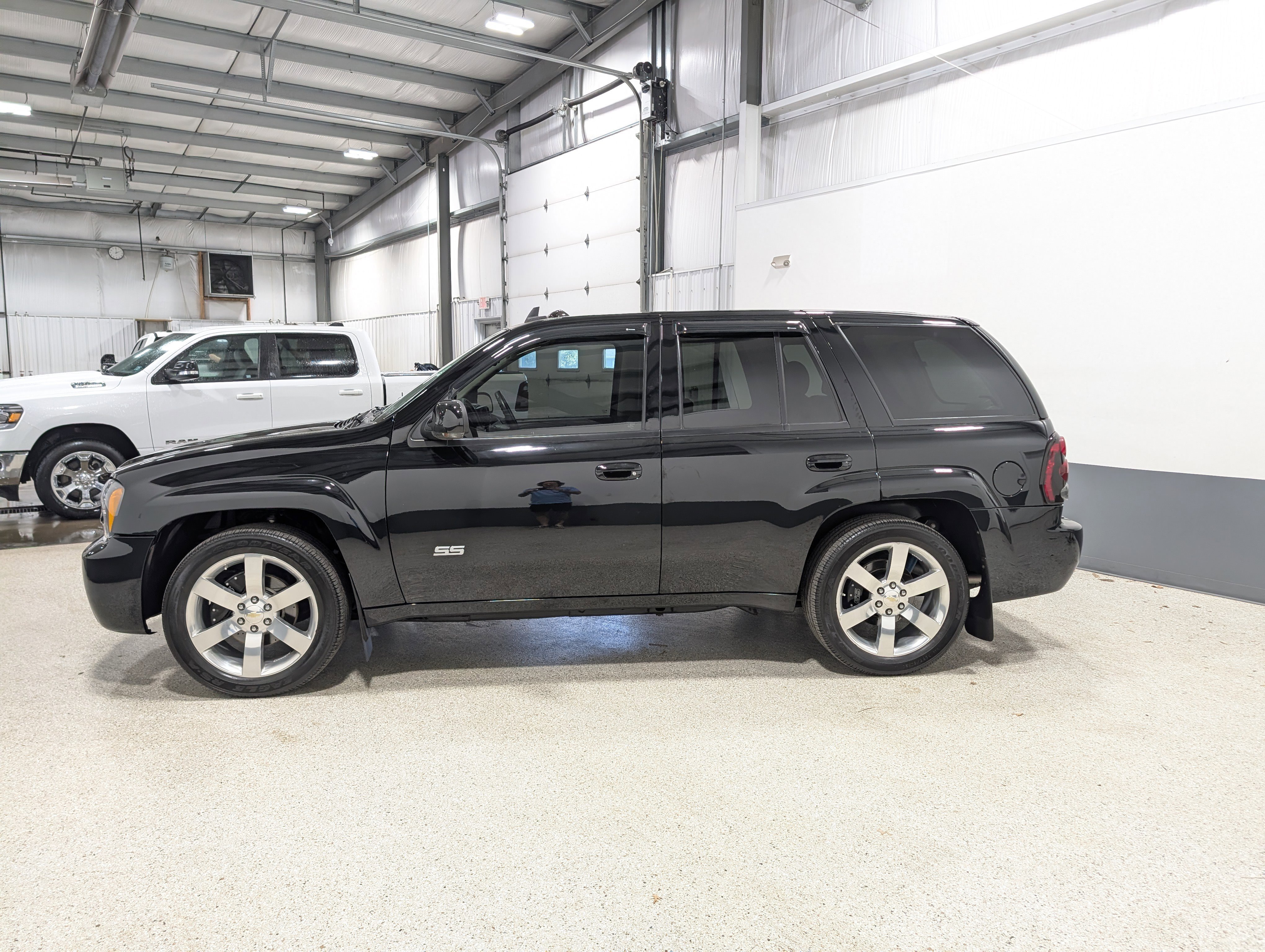 Used 2006 Chevrolet TrailBlazer LT w/ SS Package AWD/4WD image 6