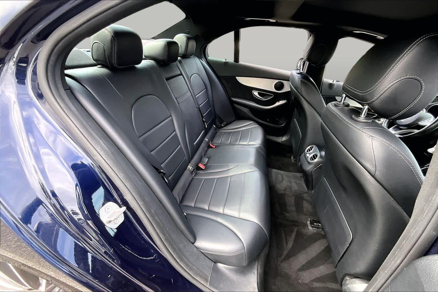 Used 2018 Mercedes-Benz C 300 4MATIC Sedan image 21
