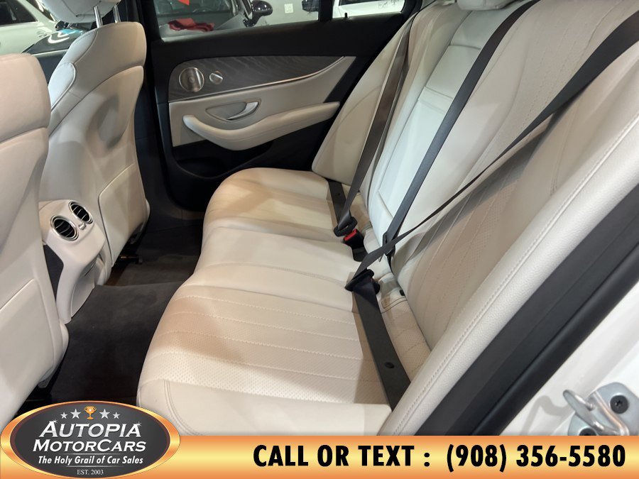 Used 2022 Mercedes-Benz E 350 Sedan w/ AMG Line Exterior image 17