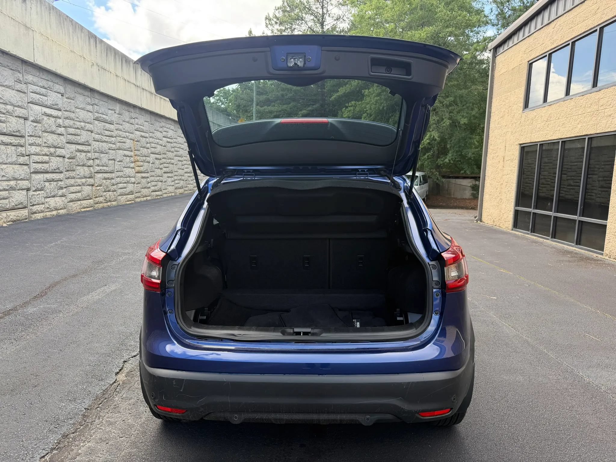 Used 2020 Nissan Rogue Sport S w/ Appearance Package FWD image 33