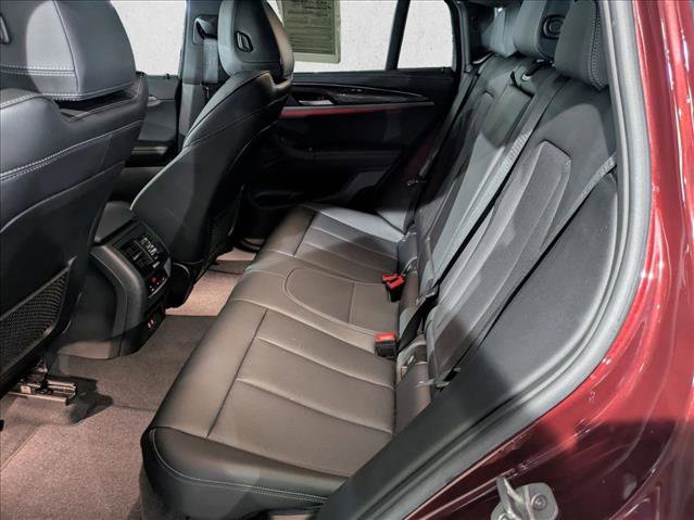 Used 2023 BMW X4 M40i w/ Premium Package image 24