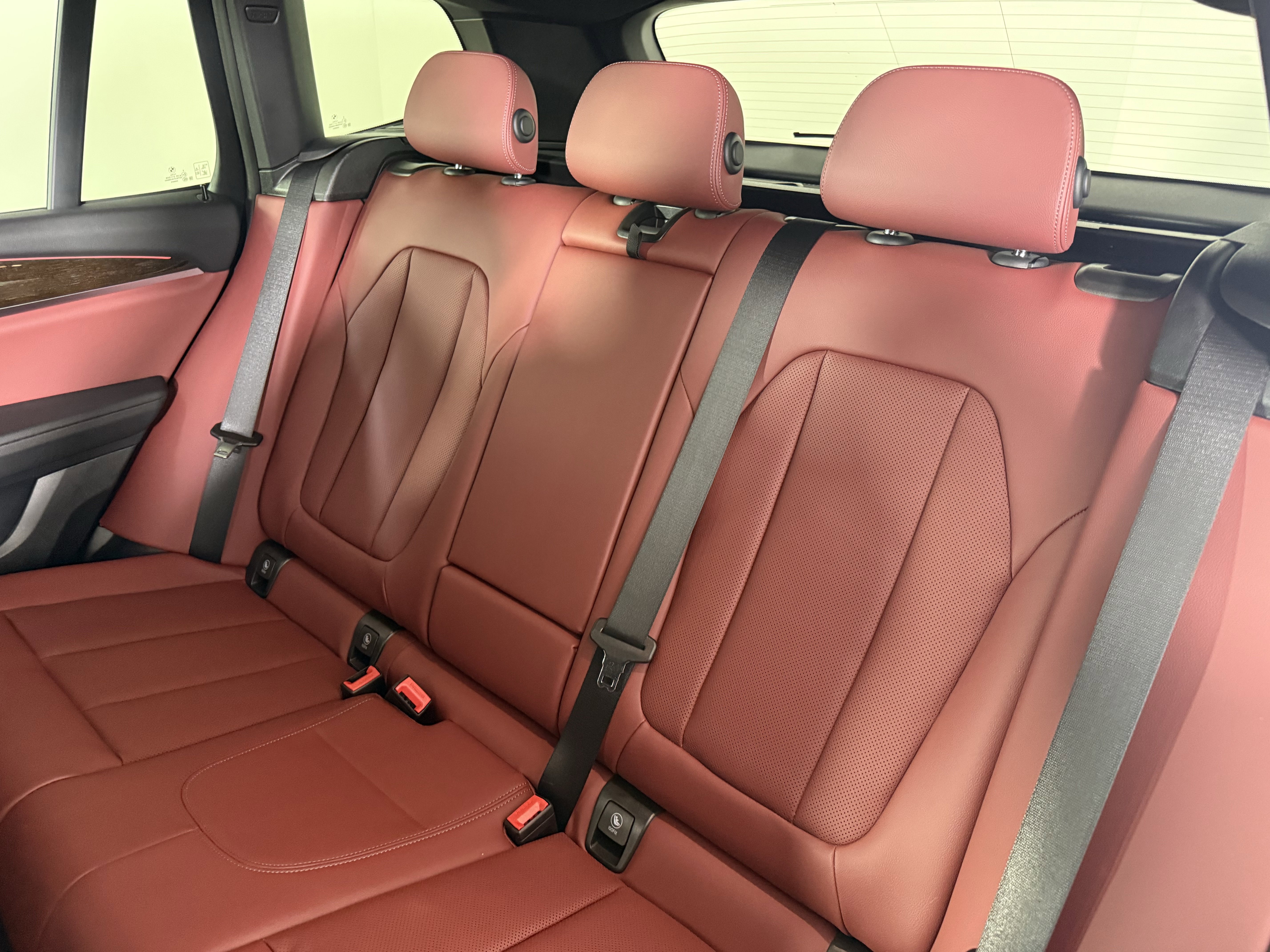 Certified 2024 BMW X3 xDrive30i w/ Premium Package image 16