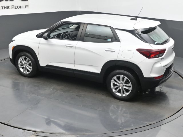 Used 2021 Chevrolet TrailBlazer LS FWD image 47