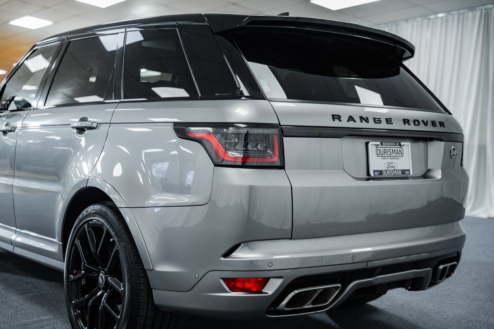 Used 2019 Land Rover Range Rover Sport SVR image 6