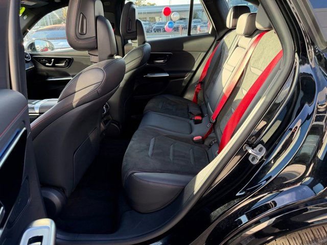 Used 2025 Mercedes-Benz GLC 43 AMG 4MATIC image 27