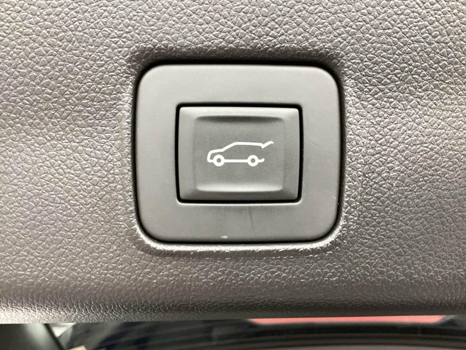 Used 2026 Chevrolet TrailBlazer LT w/ Convenience Package FWD image 17