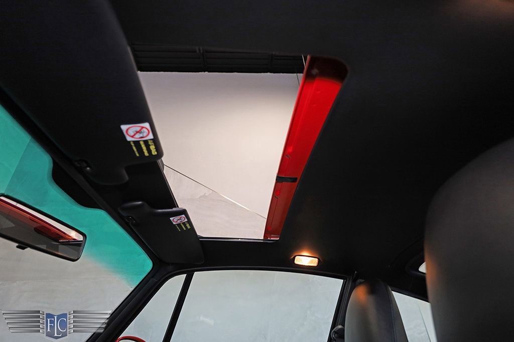 Used 1998 Porsche 911 GT3 RS image 30