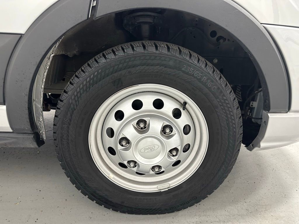 Used 2025 Ford Transit 350 XLT image 51