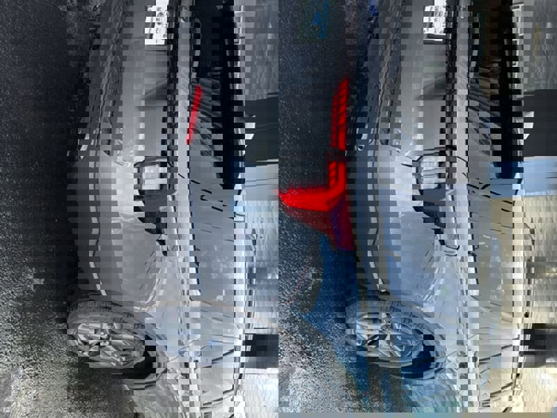 New 2026 Ford Explorer ST-Line w/ ST-Line Street Pack image 4