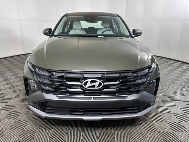 Certified 2025 Hyundai Tucson SE image 8