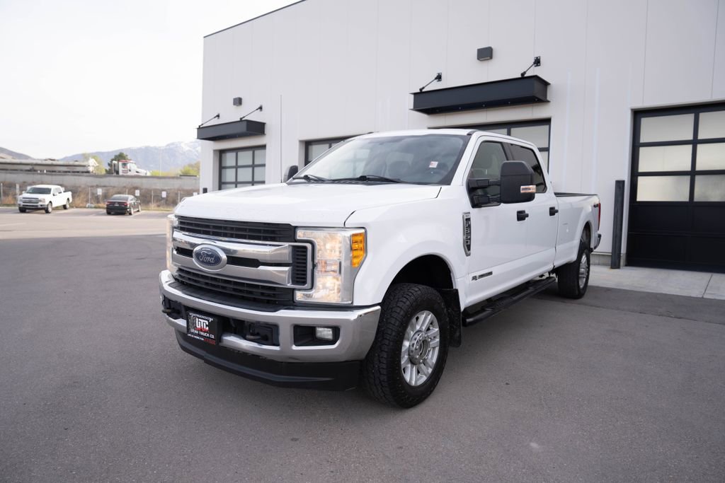Used 2017 Ford F350 XLT w/ XLT Value Package image 3