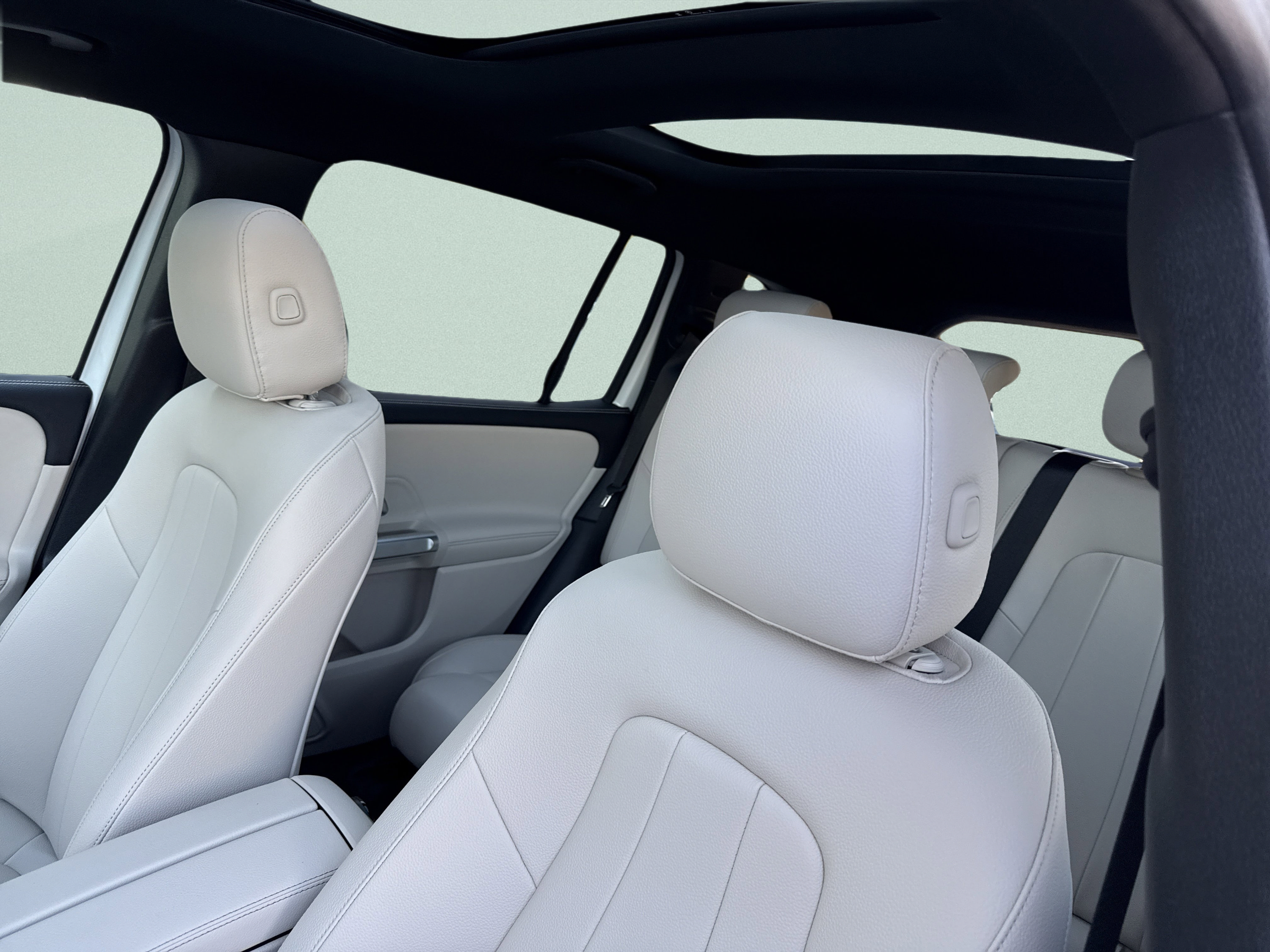Certified 2026 Mercedes-Benz GLB 250 image 21