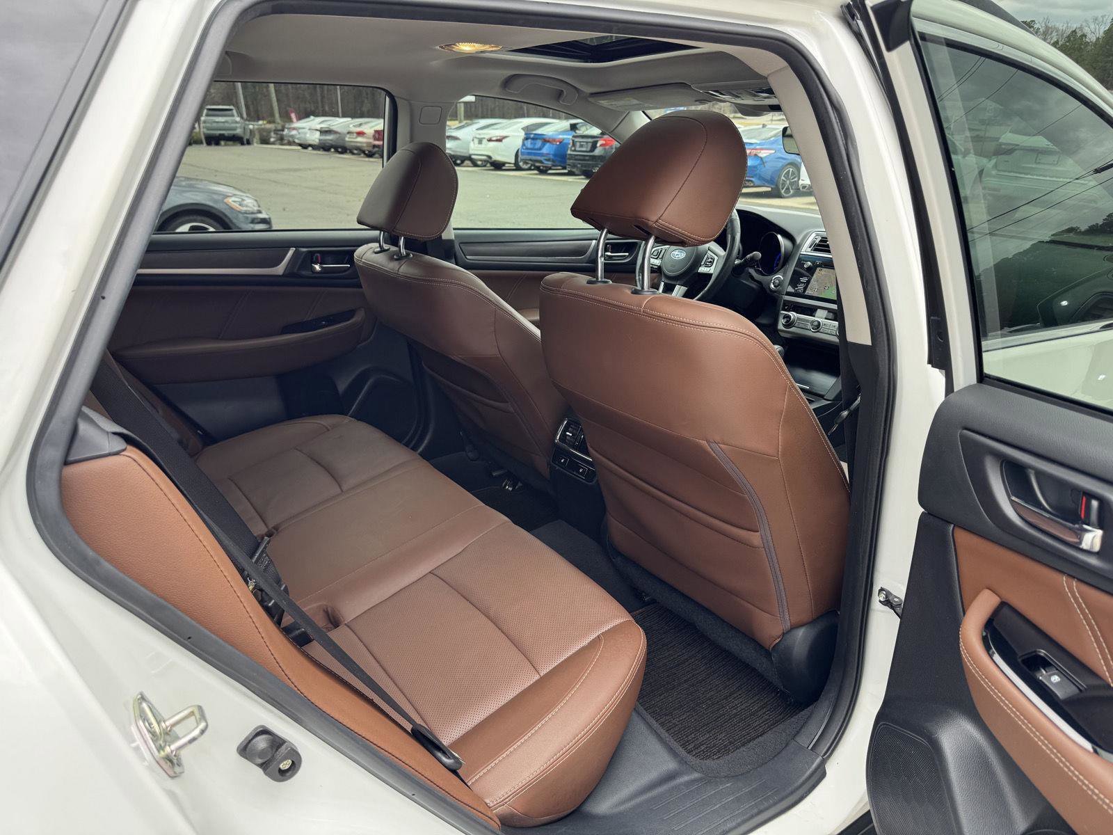 Used 2017 Subaru Outback 3.6R Touring w/ Popular Package #5A image 14