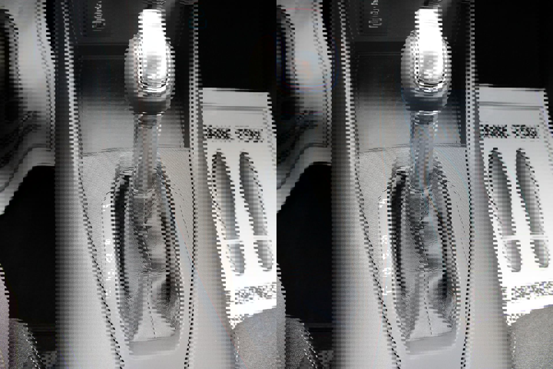 Used 2025 Ford Mustang Ecoboost image 36