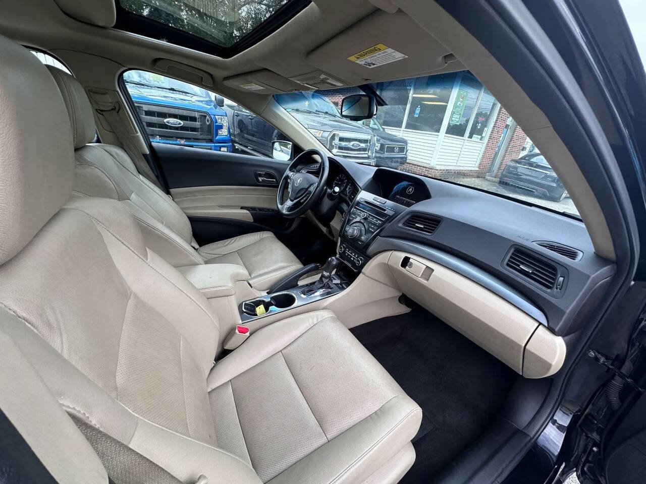 Used 2014 Acura ILX w/ Technology Package FWD image 14