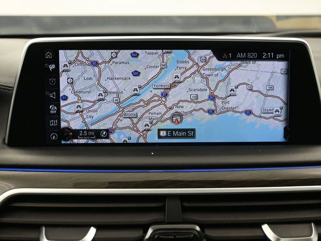 Used 2016 BMW 750i xDrive image 11