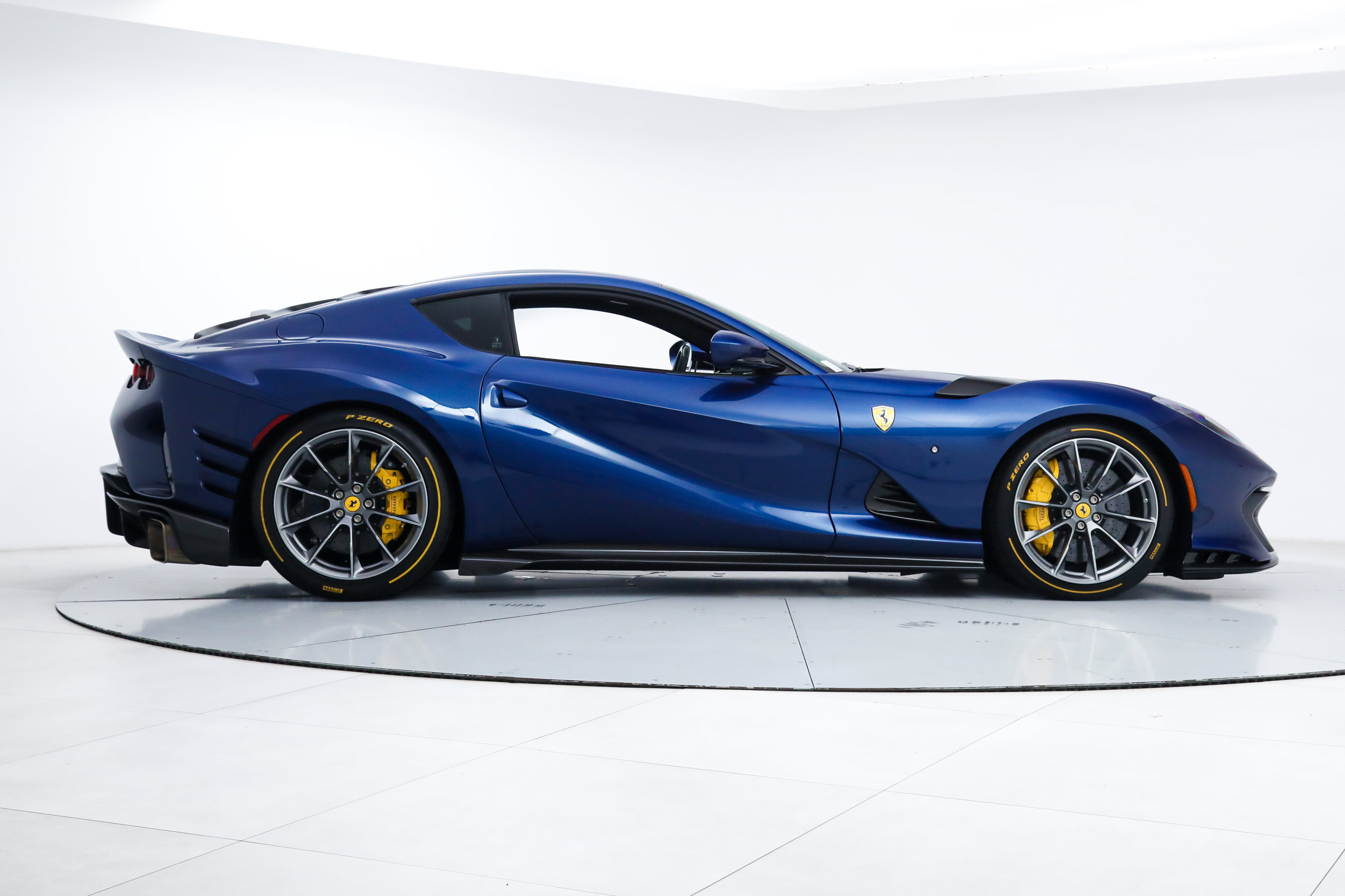Certified 2022 Ferrari 812 Competizione RWD image 9