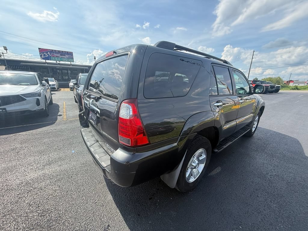Used 2008 Toyota 4Runner SR5 RWD image 3