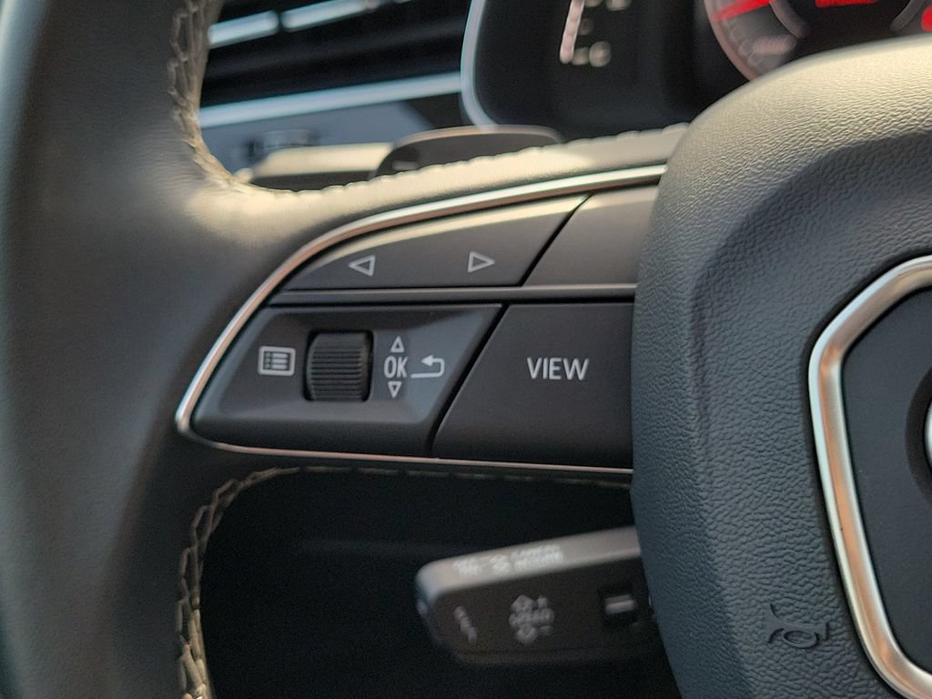 Certified 2023 Audi Q8 Premium Plus AWD/4WD image 9