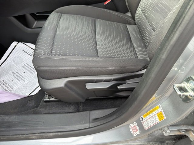 Used 2025 Chevrolet Equinox LT image 40