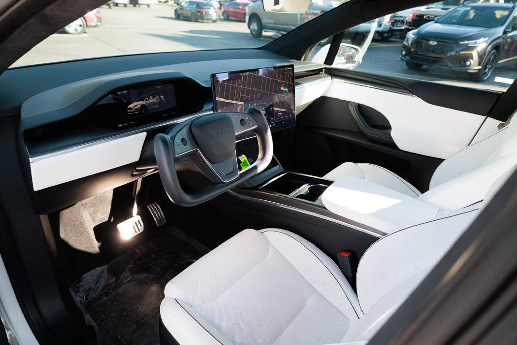 Used 2023 Tesla Model X Plaid AWD/4WD image 25
