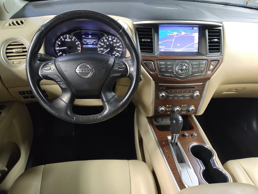 Used 2017 Nissan Pathfinder Platinum FWD image 22